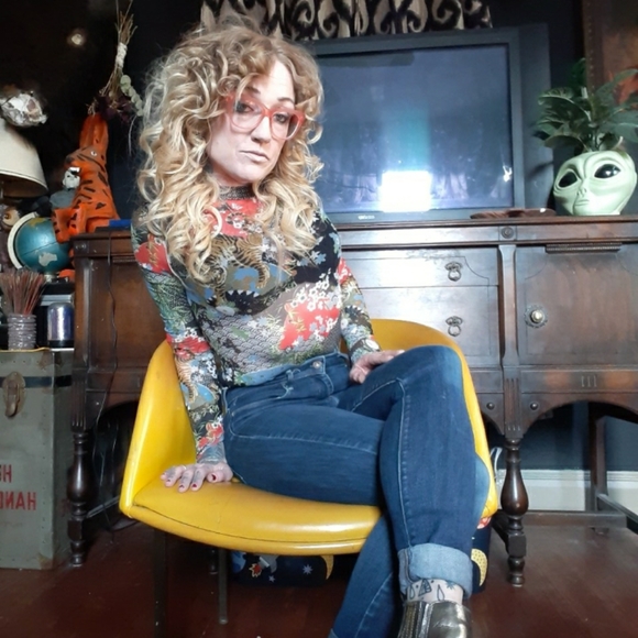 Meet your Posher, Brittany - Picture 4 of 4